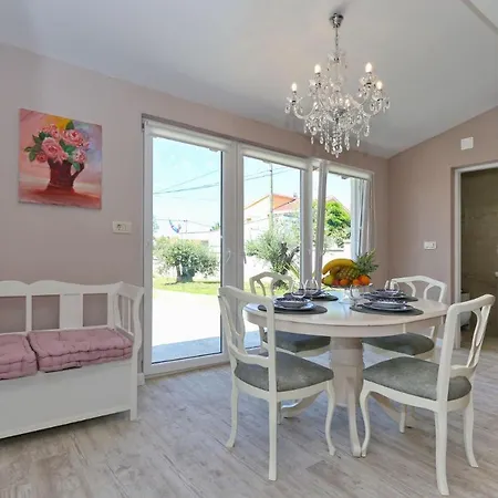 Villa Hacienda Mia Extra à Zadar Extérieur photo
