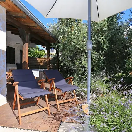 Villa Hacienda Mia Extra à Zadar Extérieur photo
